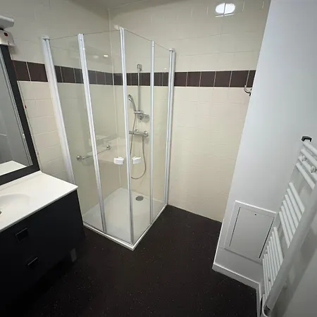 Confort - 395 Apartment